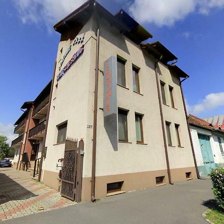Pension Deutsches Haus Braşov Eksteriør bilde